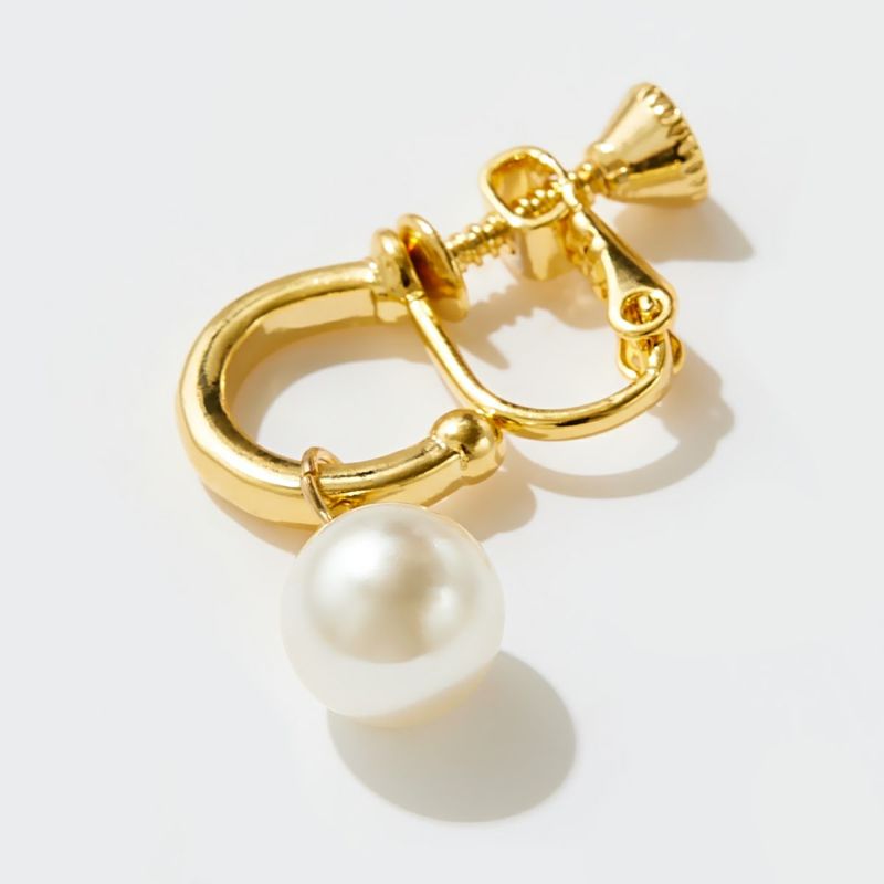 Swing Pearl Simple Earring【Silver925 LINE】（Gold） | WIZBLE